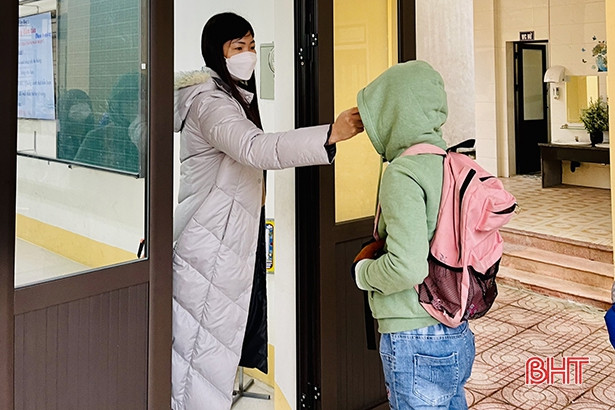 Nhiều địa phương ở Hà Tĩnh cho học sinh tiểu học, mầm non trở lại trường