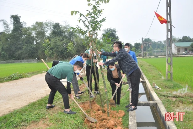 Tuổi trẻ Vietcombank Hà Tĩnh: Đoàn kết - trách nhiệm - sáng tạo - hành động