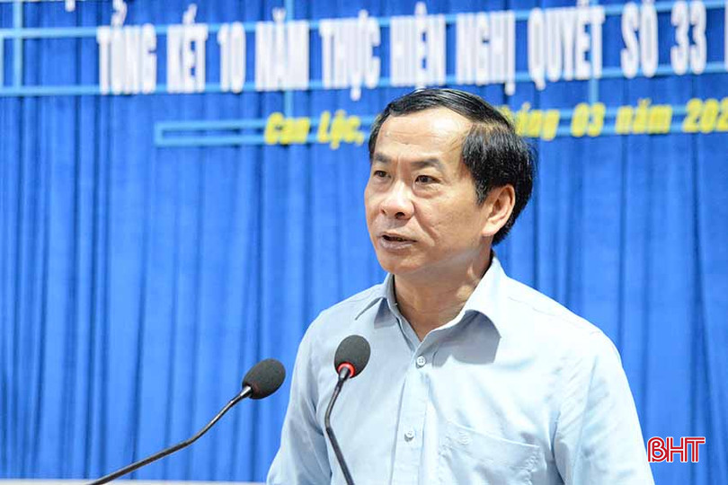 Phó Bí thư Thường trực Huyện ủy Võ Xuân Linh tiếp thu các ý của đại biểu và quán triệt một số nội dung trọng tâm trong thời gian tới. c5.jpg