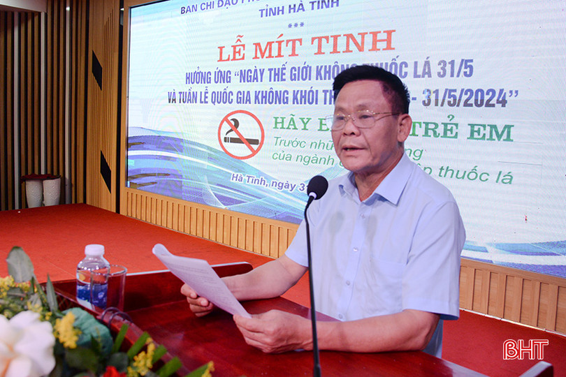 Ông Đường Công Lự - Phó Giám đốc Sở Y tế khai mạc buổi lễ. mt2.jpg