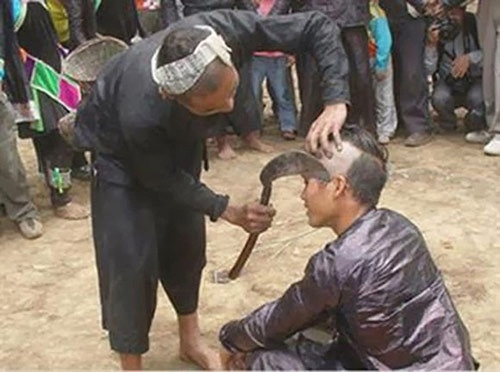 Đừng lo, anh đã có thâm niên trong nghề rồi.