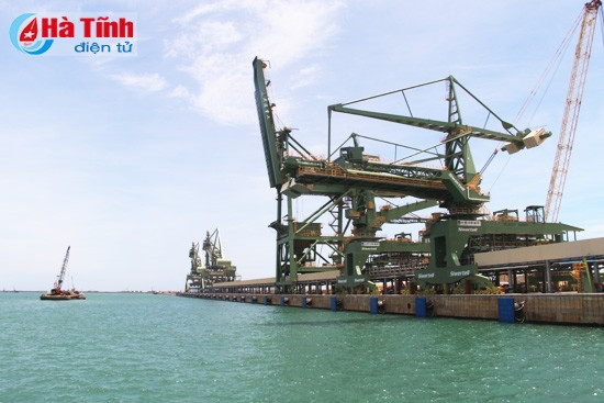 Formosa đang là "át chủ bài" giúp công nghiệp Hà Tĩnh cất cánh. Formosa đang là "át chủ bài" giúp công nghiệp Hà Tĩnh cất cánh.