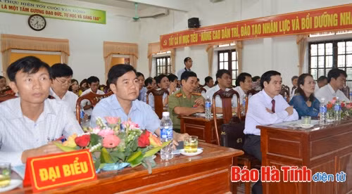 Xây dựng THPT Cẩm Bình thành điểm sáng về giáo dục đào tạo ảnh 1