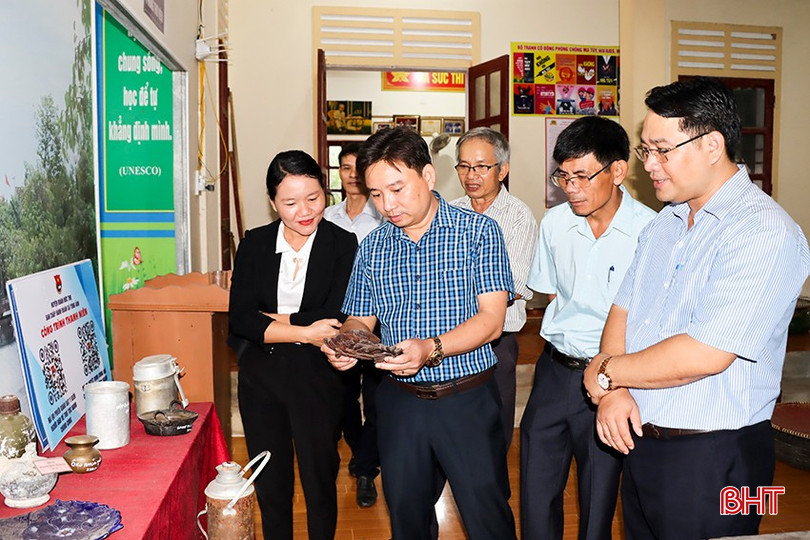 Những đồ vật được lưu giữ tại ngôi nhà trí tuệ mang tính giáo dục cho các thế hệ trẻ. 5.jpg