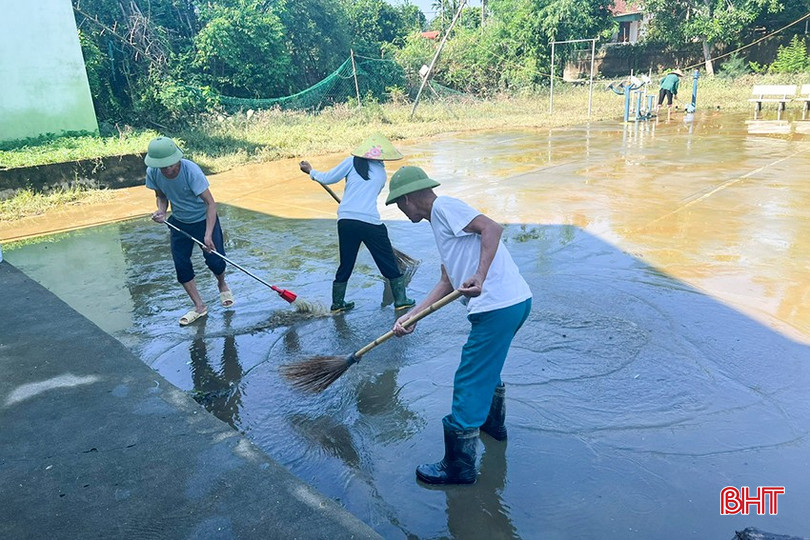 Kinh nghiệm nước rút đến đâu vệ sinh sạch sẽ đến đó sẽ giúp cho việc chùi dọn vệ sinh môi trường được thuận lợi và nhanh chóng hơn 7.jpg