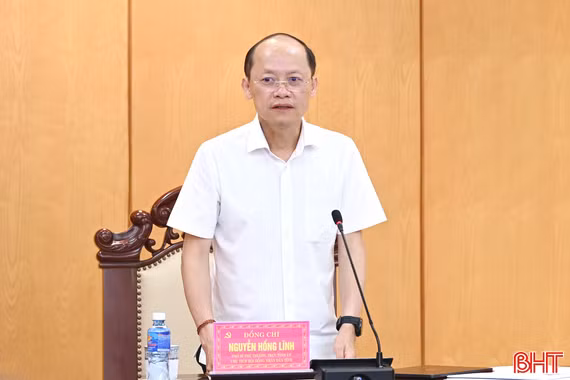 Triển khai bài bản, chặt chẽ việc sắp xếp, tổ chức lại thôn, tổ dân phố ở Hà Tĩnh 