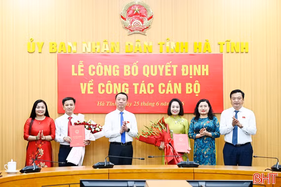 Công bố quyết định bổ nhiệm các Phó Giám đốc Sở KH&CN, Sở Tư pháp Hà Tĩnh 