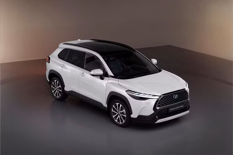 Toyota Corolla Cross 2022 ra mắt, trang bị tốt hơn