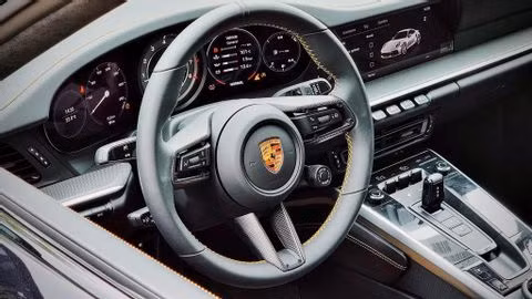 Porsche 911 992 Turbo hơn 15 tỷ đồng đầu tiên về Việt Nam
