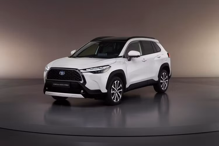 Toyota Corolla Cross 2022 ra mắt, trang bị tốt hơn