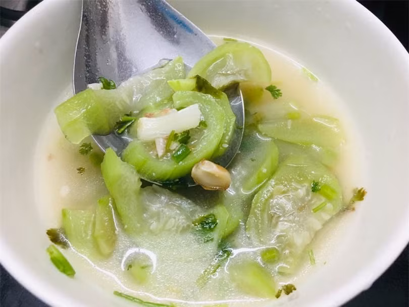 Ăn mướp nếu thấy dấu hiệu này phải bỏ ngay kẻo nguy hiểm tính mạng