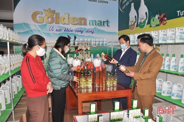 HTX trẻ ở Hà Tĩnh tiêu thụ nông sản cho nông dân, tạo việc làm cho phụ nữ