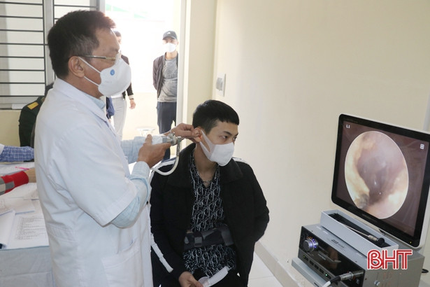 Hơn 400 thanh niên Nghi Xuân tham gia khám nghĩa vụ quân sự