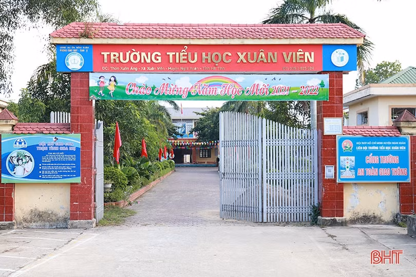 Các địa phương ở Hà Tĩnh khai giảng năm học mới 2021 - 2022 qua màn hình tivi