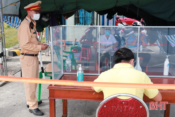 Thị trấn Xuân An ngày đầu chuyển trạng thái phòng dịch 