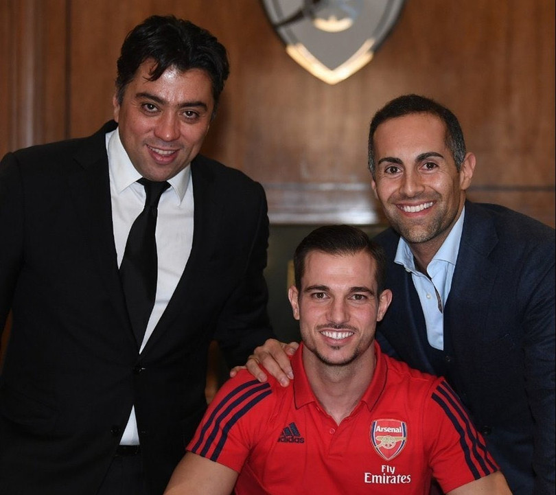 Chuyện gì đang xảy ra với Arsenal?