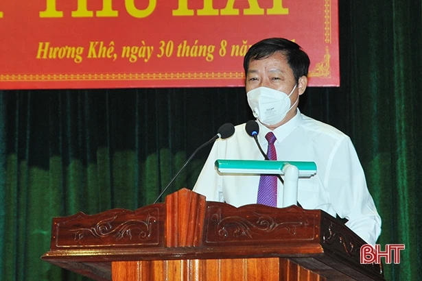 Hương Khê thông qua một số chính sách về giáo dục, nông nghiệp