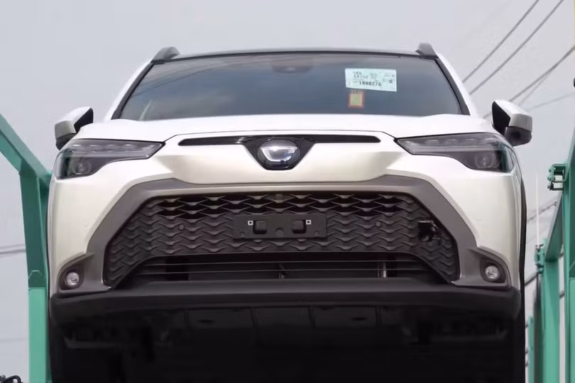 Toyota Corolla Cross 2022 chốt giá từ 22.195 USD