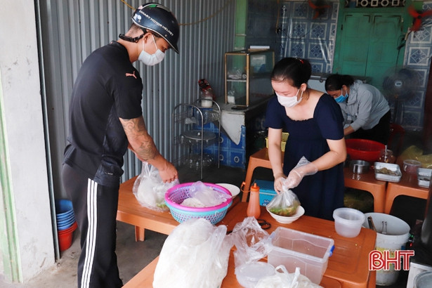 Thị trấn Xuân An ngày đầu chuyển trạng thái phòng dịch 