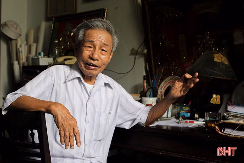 Nhớ người muôn năm cũ...