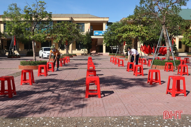 Hà Tĩnh: Hoàn tất chuẩn bị lễ khai giảng năm học mới tại điểm truyền hình trực tiếp