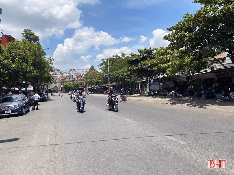 Từ “giải phóng” đường Hà Tôn Mục đến siết chặt kỷ cương đô thị chợ TP Hà Tĩnh