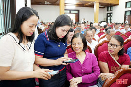 Nhiều hoạt động hưởng ứng Ngày Pháp luật Việt Nam