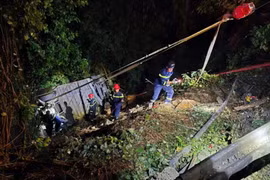 Một số phương pháp cứu nạn, cứu hộ khi ô tô rơi xuống vực sâu