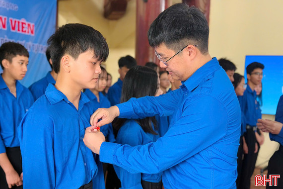 Sôi nổi các hoạt động kỷ niệm 111 năm ngày sinh Anh hùng liệt sĩ Lý Tự Trọng