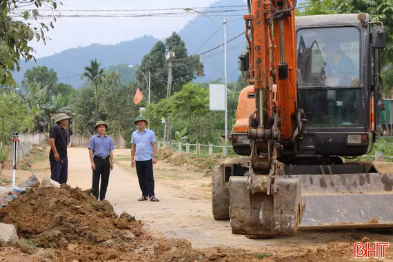 35 hộ dân hiến hơn 1.200m² đất mở rộng tuyến đường liên thôn