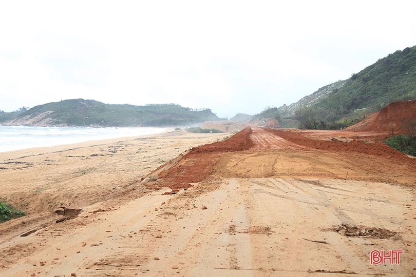 Tập trung tháo gỡ vướng mắc, đảm bảo tiến độ tuyến đường ven biển Kỳ Xuân - Kỳ Ninh