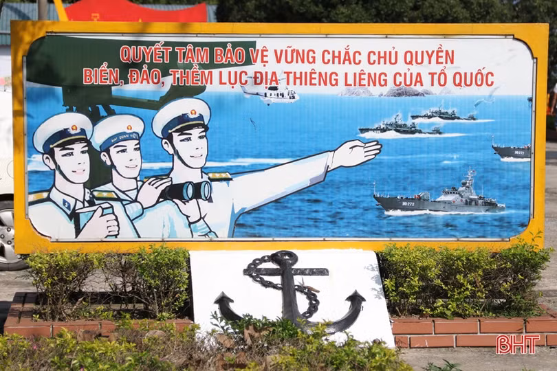 “Mắt thần” trên đỉnh Đèo Ngang