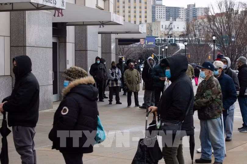 Thượng viện Mỹ thông qua gói cứu trợ Covid-19 trị giá 1.900 tỷ đô la