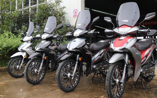 Xe máy Trung Quốc nhái “vua xe ga” Honda SH, giá cực sốc