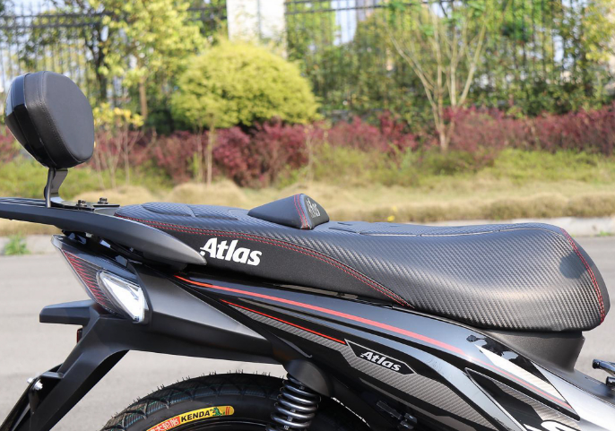 Xe máy Trung Quốc nhái “vua xe ga” Honda SH, giá cực sốc