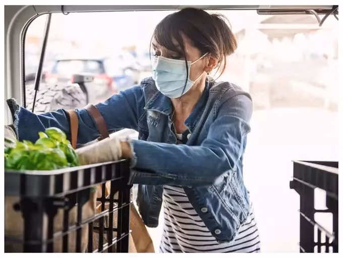 Đây là lý do vì sao bạn không nên để thức ăn trong ô tô