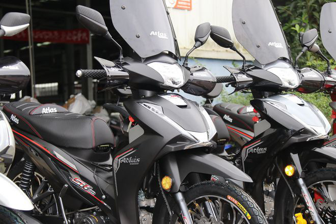 Xe máy Trung Quốc nhái “vua xe ga” Honda SH, giá cực sốc