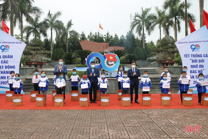 Ra quân Tháng Thanh niên trên quê hương Anh hùng Lý Tự Trọng