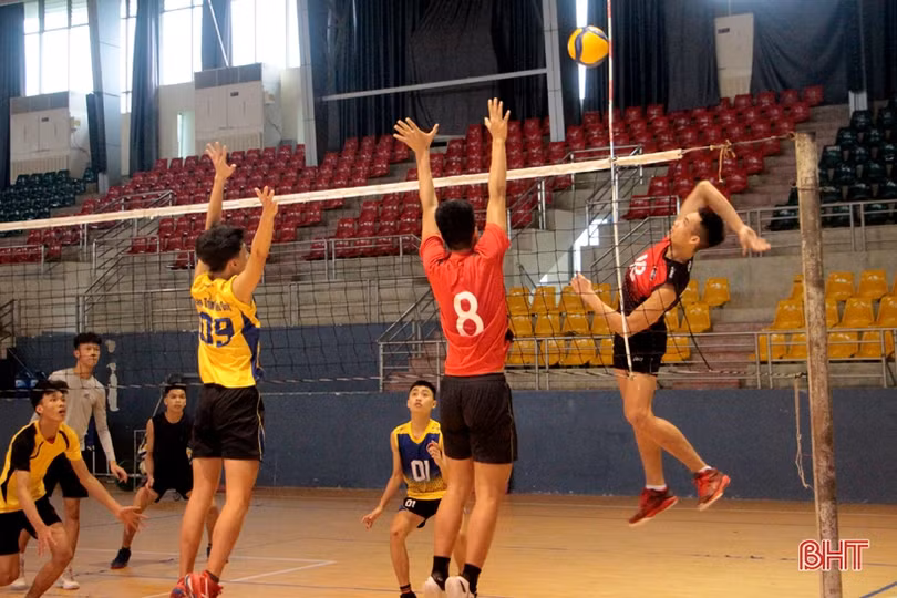 Bóng chuyền Hà Tĩnh đối đầu với TP Hồ Chí Minh trận ra quân Giải Bóng chuyền VĐQG 2021