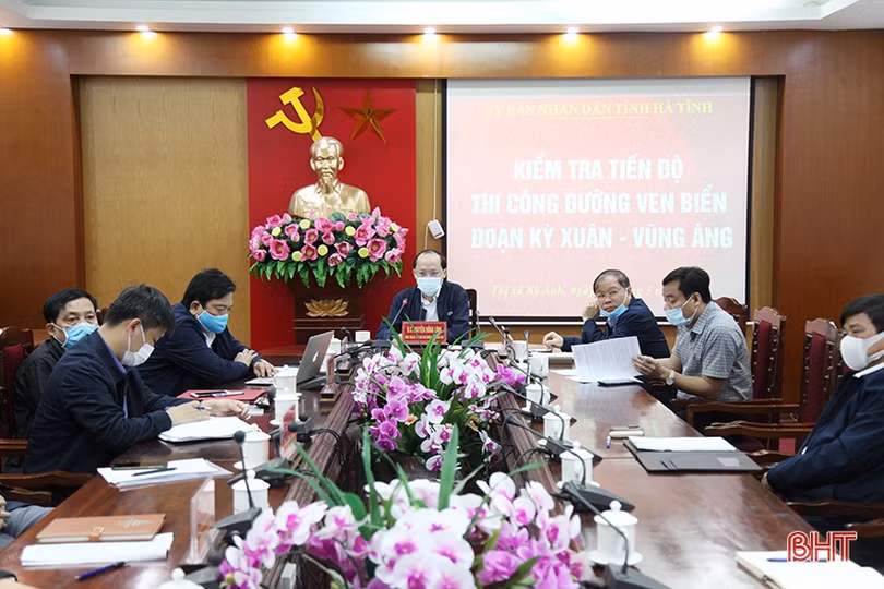 Tập trung tháo gỡ vướng mắc, đảm bảo tiến độ tuyến đường ven biển Kỳ Xuân - Kỳ Ninh