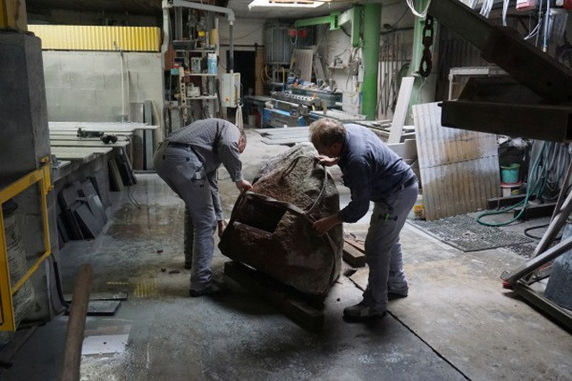 Kỳ lạ tảng đá bị đốt nóng lại phát sóng wifi