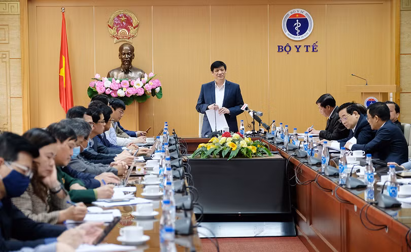 Không vì những tai biến có thể xảy ra mà lung lay niềm tin với vắc xin