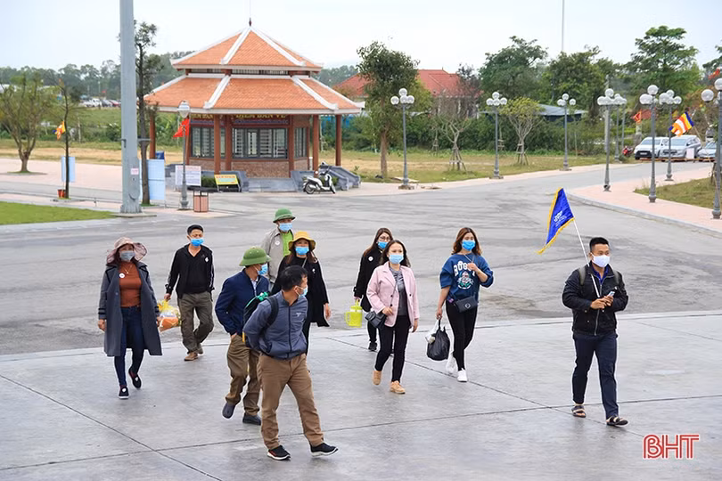 Dịch vụ mới làm hài lòng du khách khám phá “Hoan Châu đệ nhất danh lam”