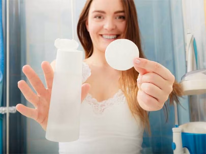 Mẹo giúp bạn có đôi môi hồng căng bóng tự nhiên