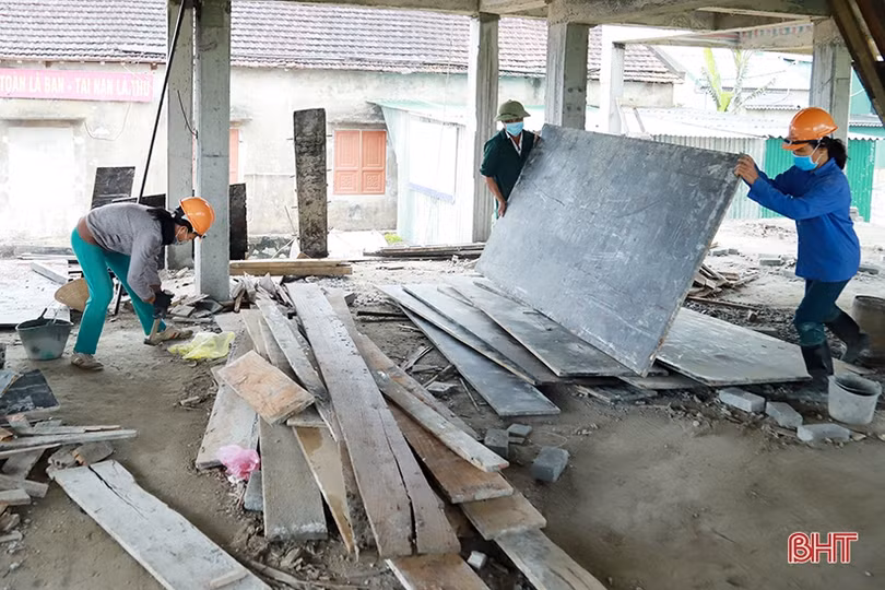 Đẩy nhanh tiến độ, đảm bảo chất lượng nhà tránh lũ cộng đồng ở Hà Tĩnh