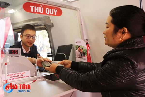 ngan hang di dong den voi nguoi dan vung sau ha tinh