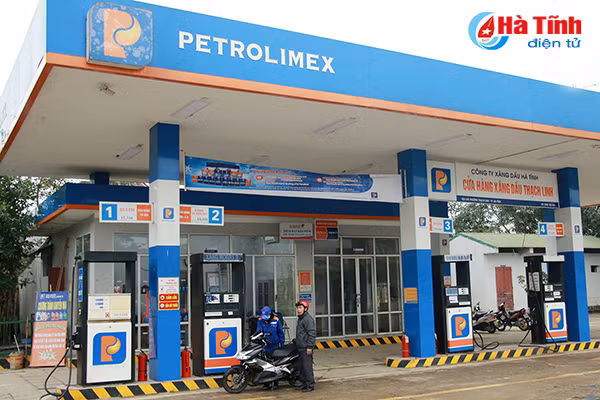 cong ty xang dau ha tinh san sang cung ung xang e5