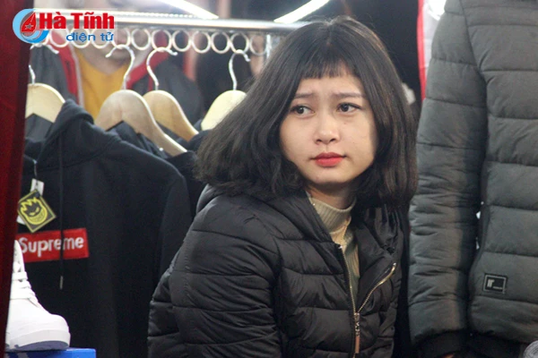 nhung bong hong xinh dep tai cho dem jam ha tinh 2017