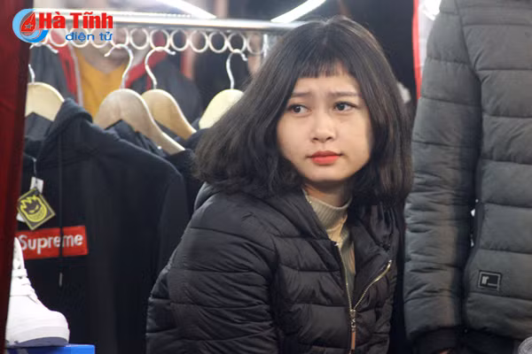 nhung bong hong xinh dep tai cho dem jam ha tinh 2017