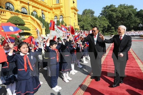 Tích cực tuyên truyền về nguồn gốc quan hệ Việt - Lào đến thế hệ trẻ ảnh 1 tich cuc tuyen truyen ve nguon goc quan he viet lao den the he tre